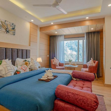 Perfectstayz Premium At Mall Road Масурі Екстер'єр фото