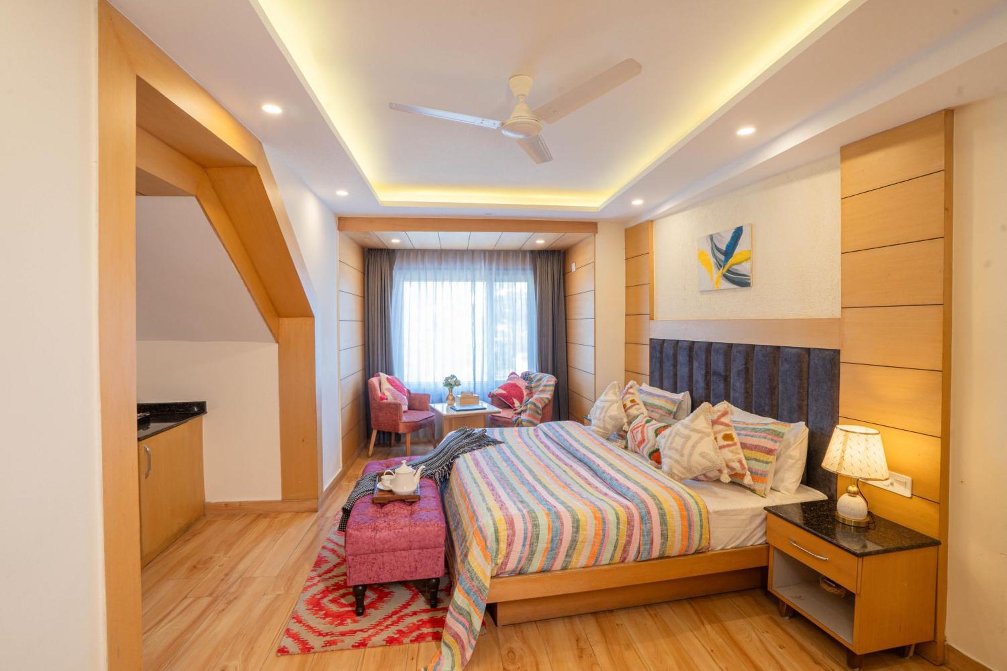 Perfectstayz Premium At Mall Road Масурі Екстер'єр фото