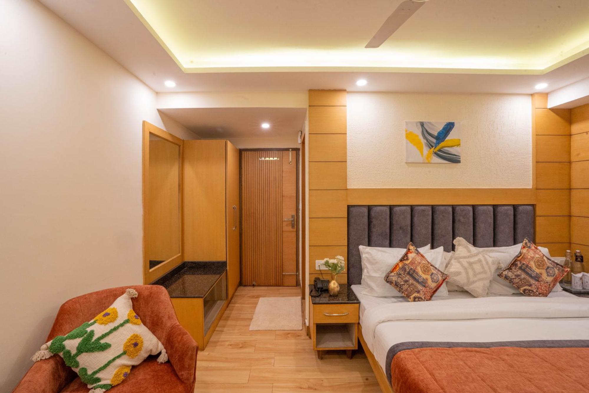 Perfectstayz Premium At Mall Road Масурі Екстер'єр фото