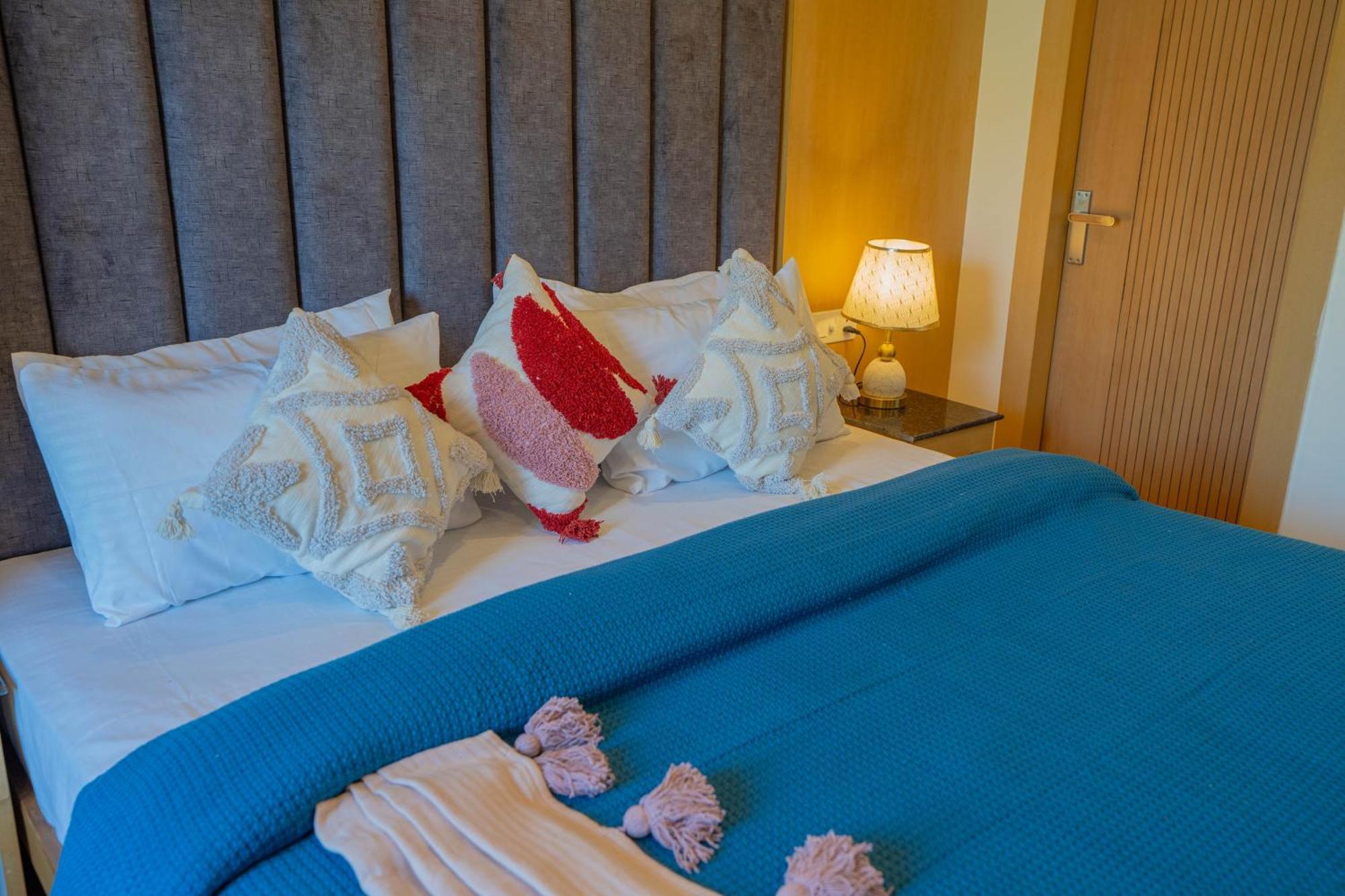 Perfectstayz Premium At Mall Road Масурі Екстер'єр фото